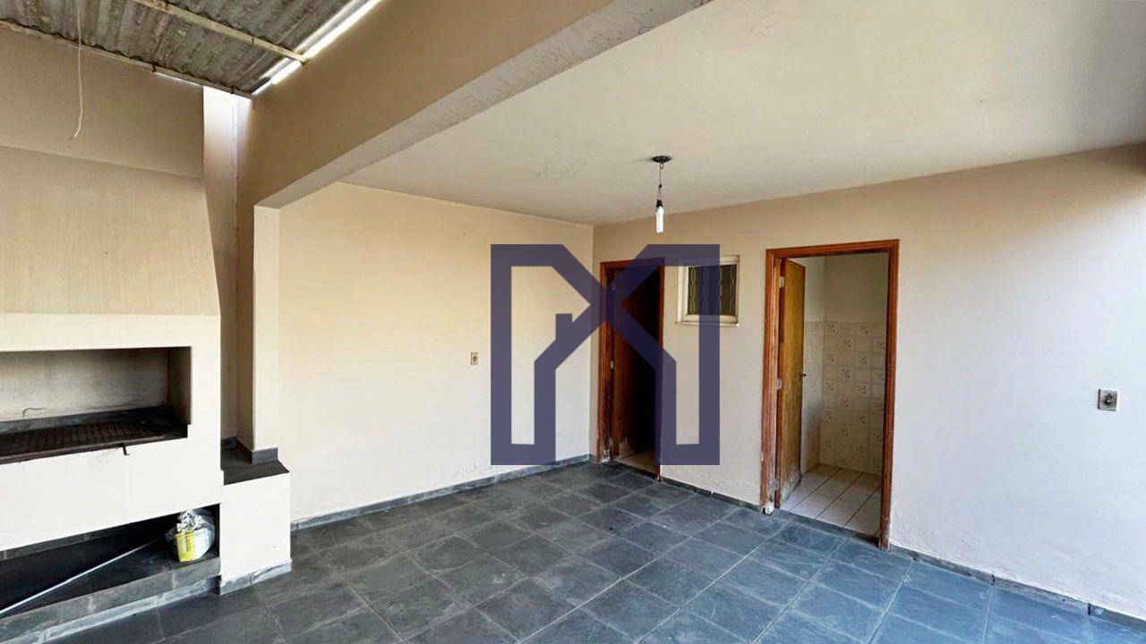 Casa à venda com 6 quartos, 283m² - Foto 16