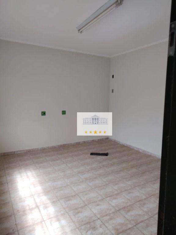 Casa à venda com 3 quartos, 199m² - Foto 13