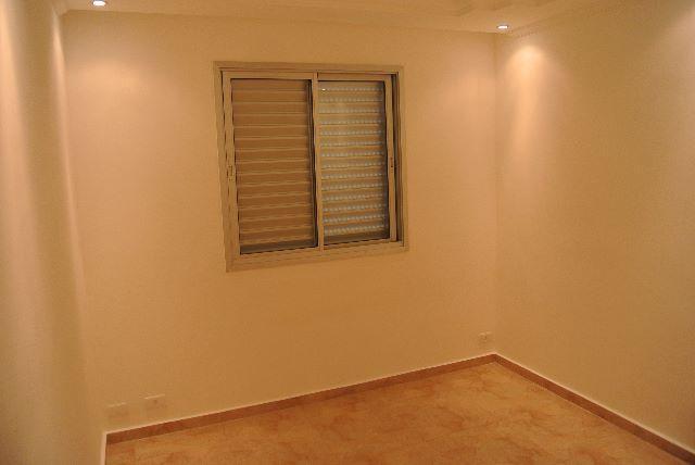 Apartamento à venda com 3 quartos, 61m² - Foto 3