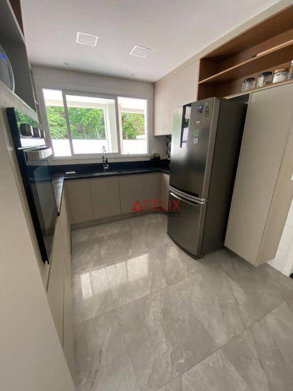 Sobrado à venda com 3 quartos, 204m² - Foto 11