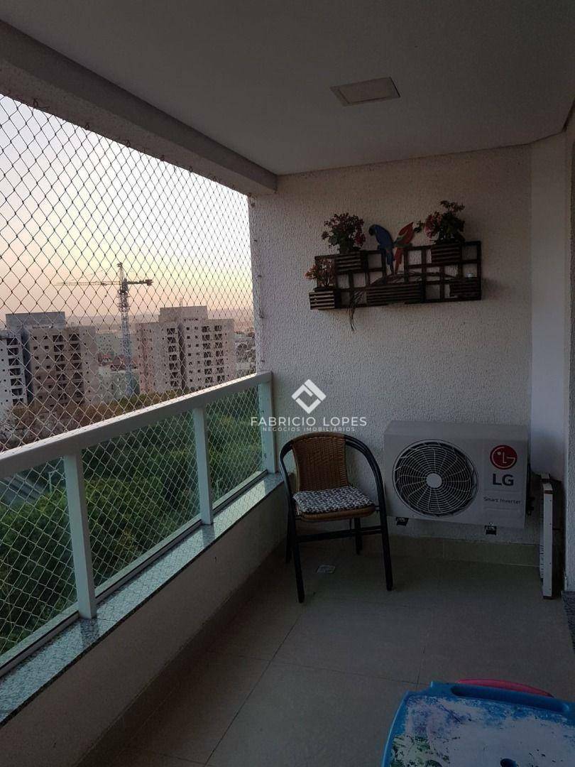 Apartamento à venda com 3 quartos, 83m² - Foto 3