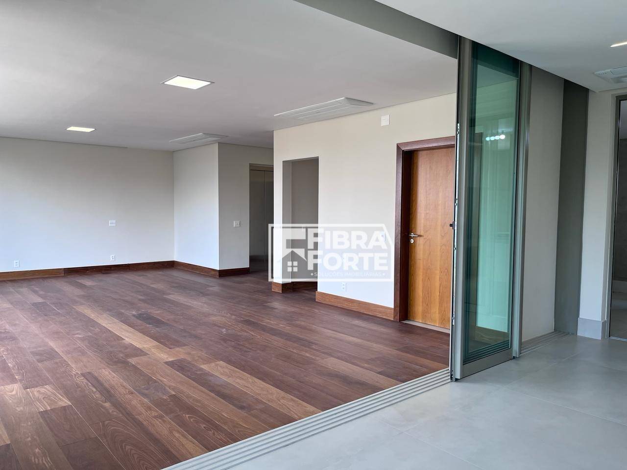 Apartamento à venda com 3 quartos, 257m² - Foto 6