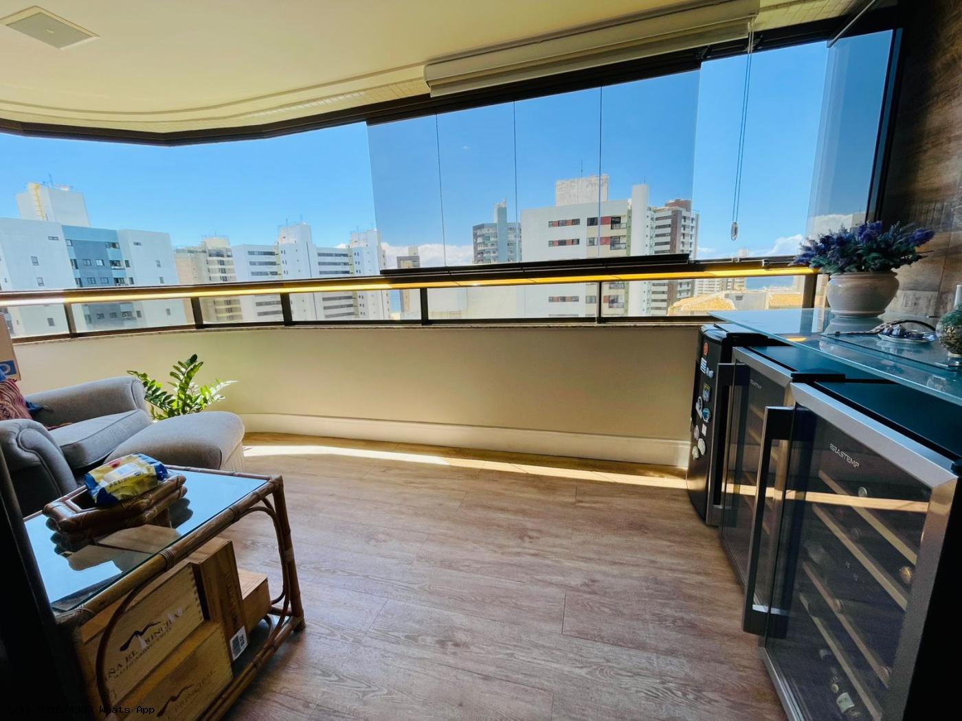 Apartamento à venda com 3 quartos, 97m² - Foto 2