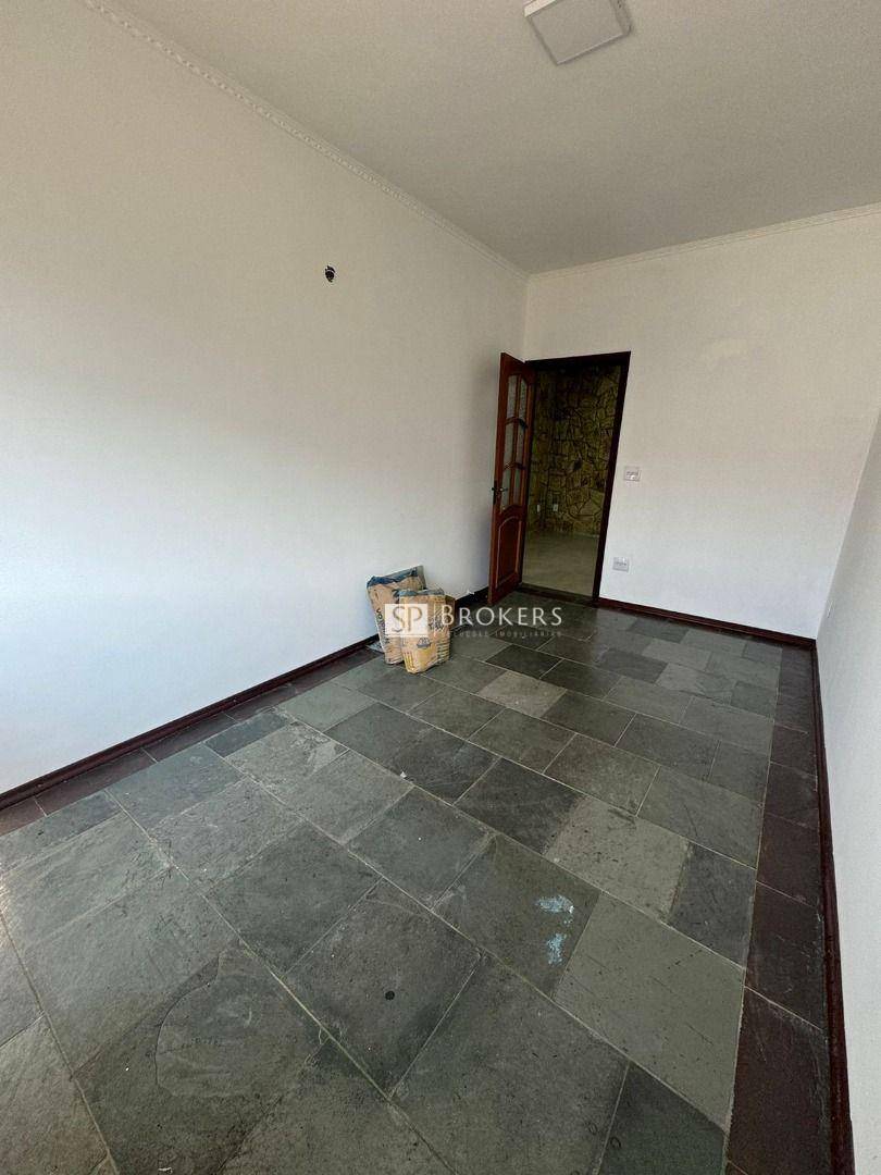 Casa à venda com 3 quartos, 199m² - Foto 15