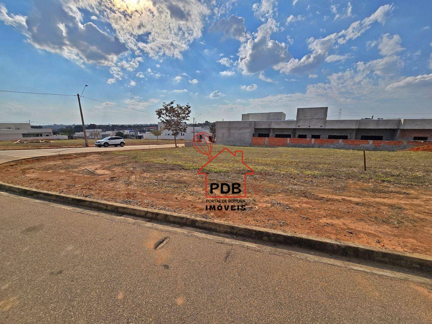 Loteamento e Condomínio, 653 m² - Foto 3