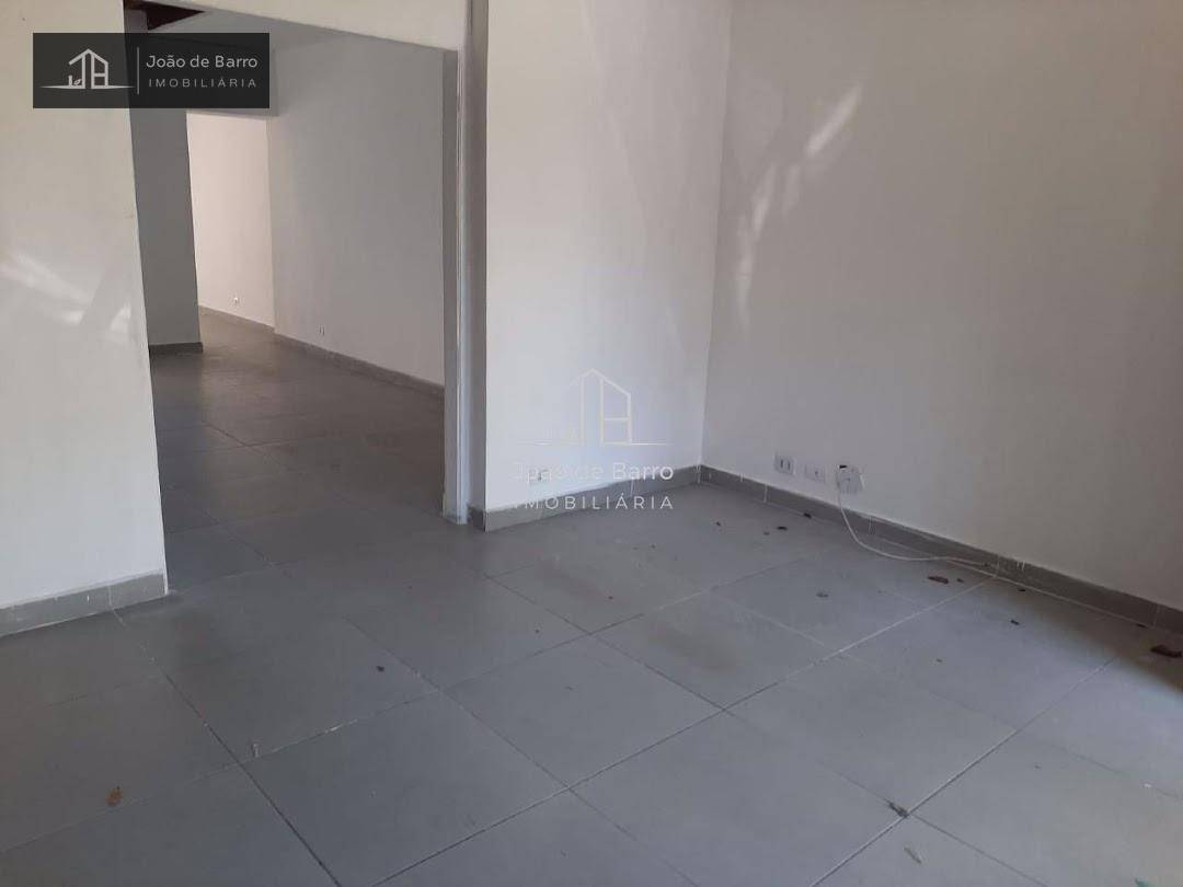 Casa à venda com 3 quartos, 130m² - Foto 18