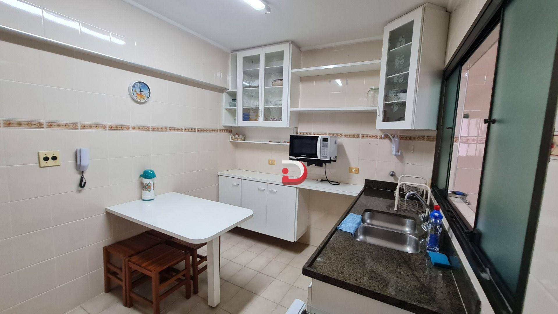 Apartamento para alugar com 3 quartos, 150m² - Foto 23