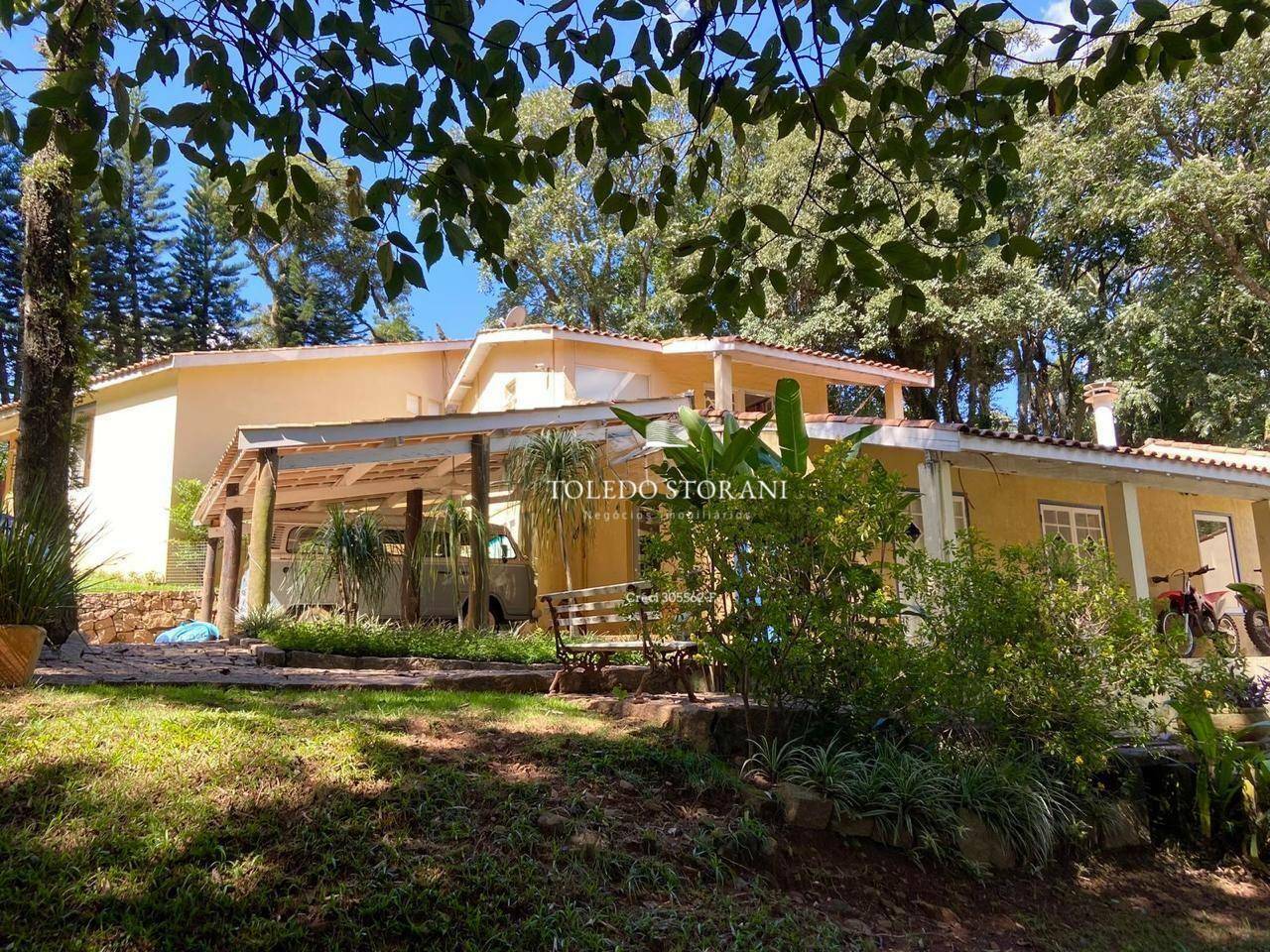 Casa de Condomínio à venda e aluguel com 3 quartos, 600m² - Foto 28