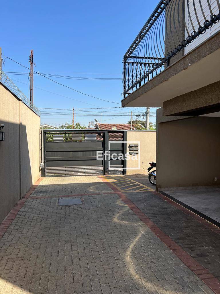 Casa à venda com 2 quartos, 90m² - Foto 19