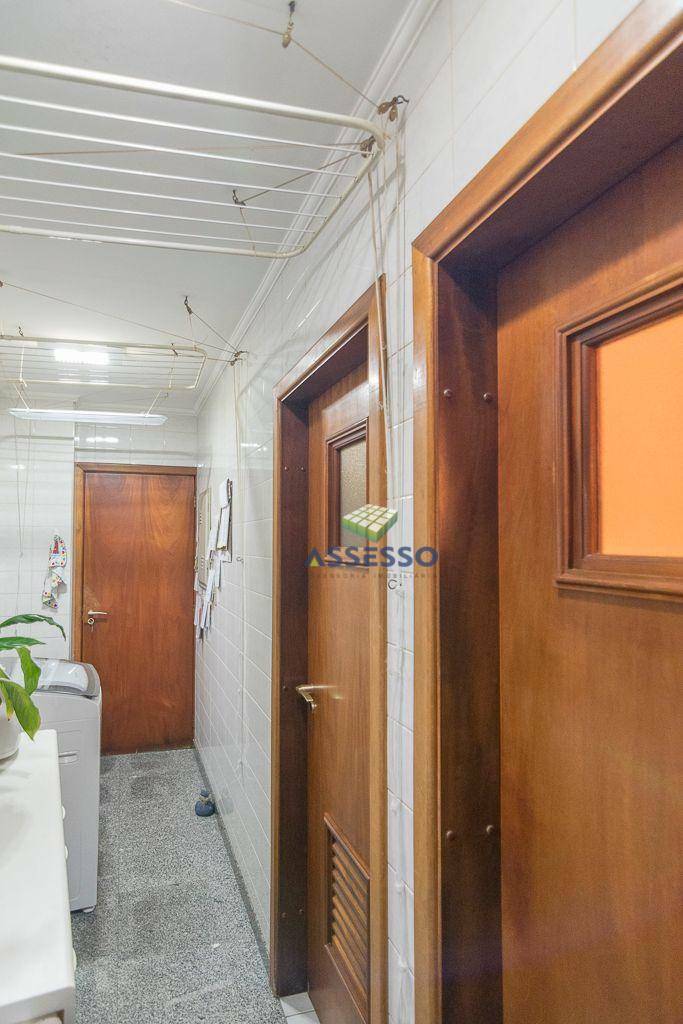 Apartamento à venda com 3 quartos, 149m² - Foto 42