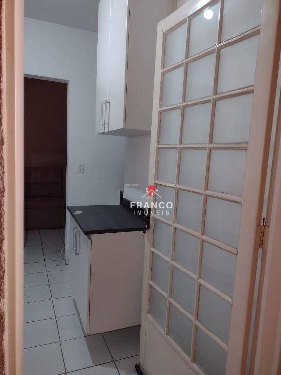 Casa à venda com 2 quartos, 85m² - Foto 10