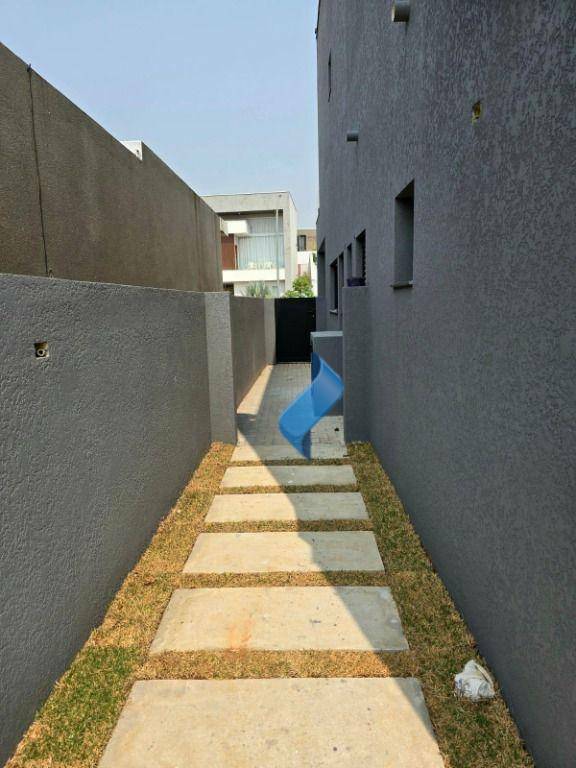 Casa de Condomínio à venda com 4 quartos, 360m² - Foto 5