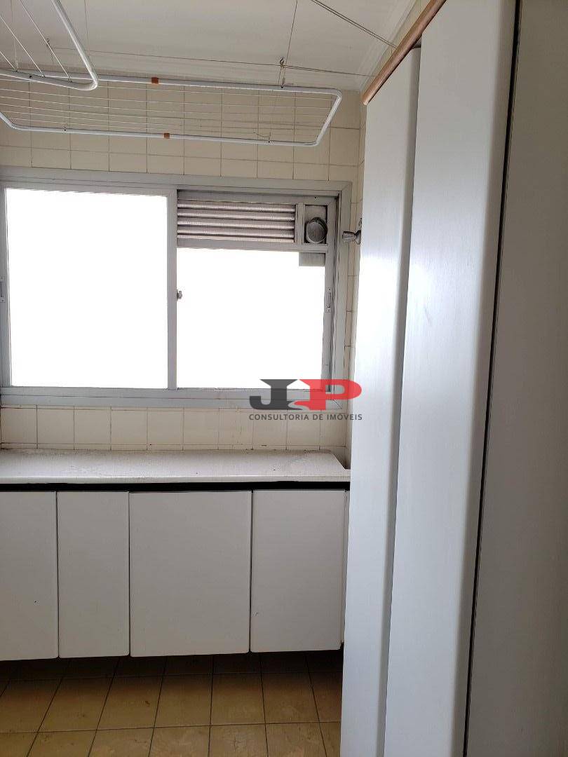 Apartamento para alugar com 3 quartos, 72m² - Foto 30