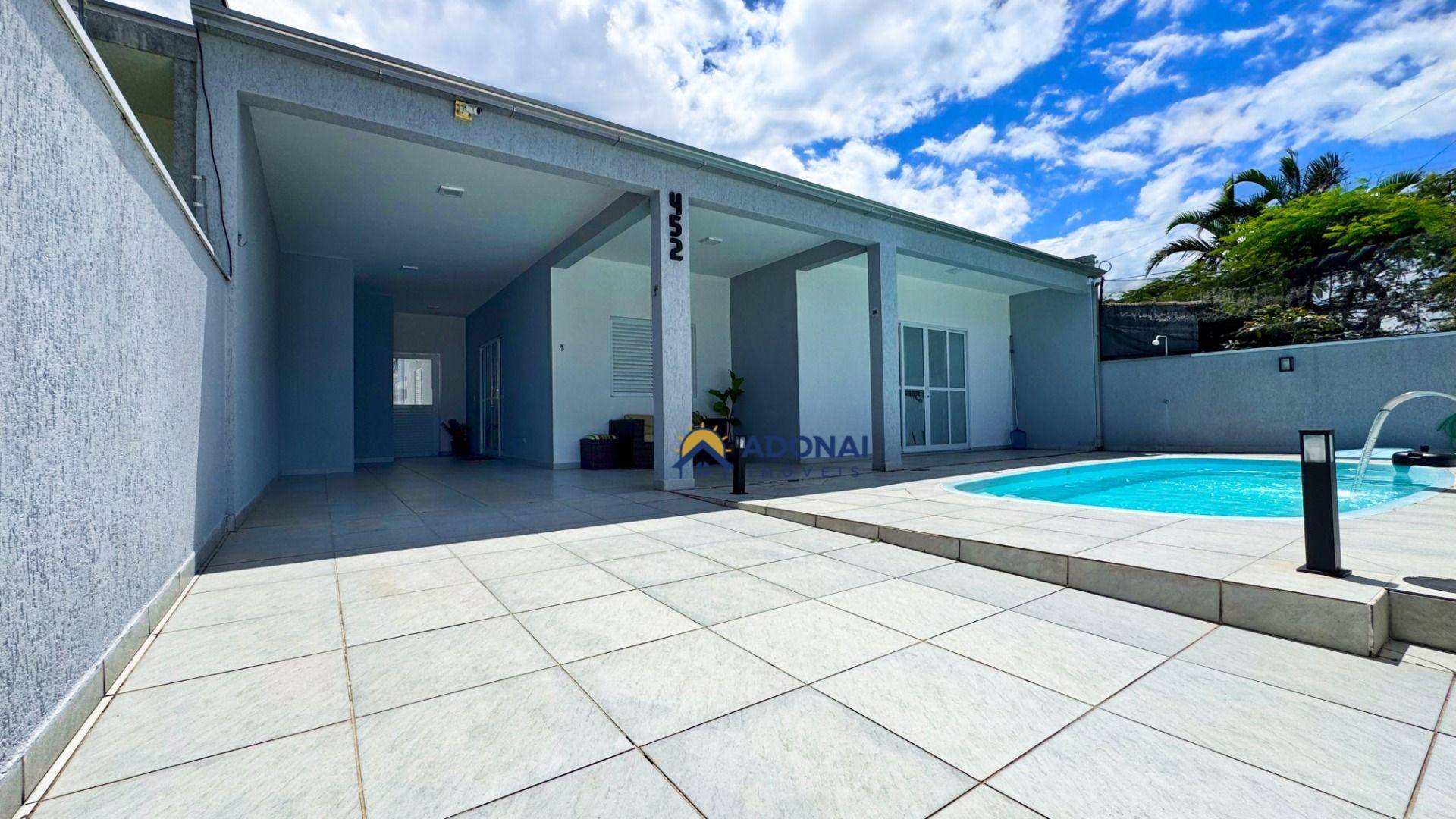 Casa, 5 quartos, 254 m² - Foto 1