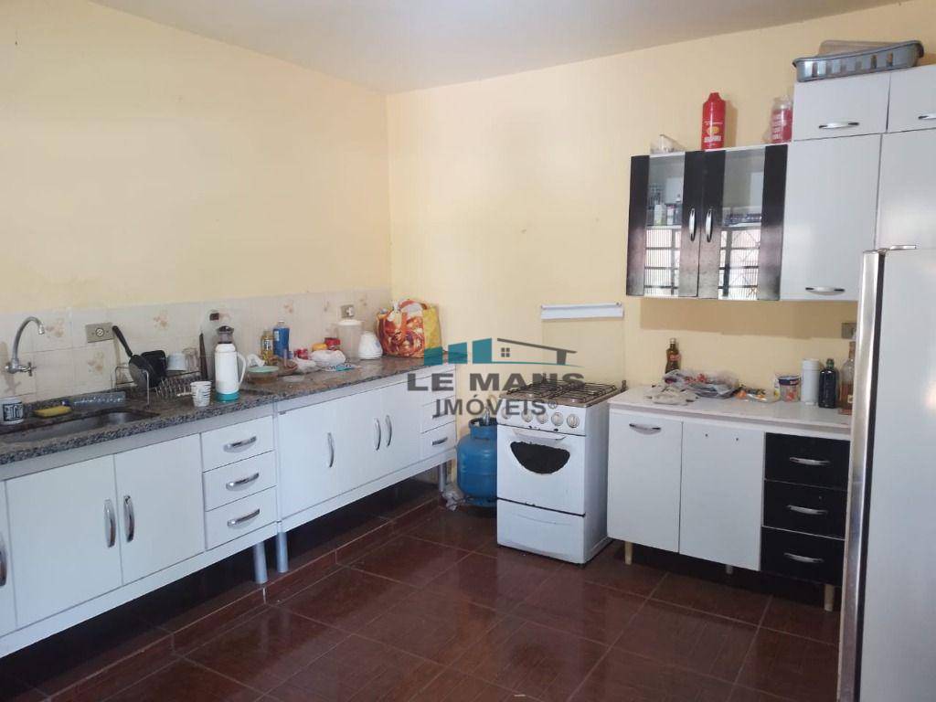 Chácara à venda com 1 quarto, 80m² - Foto 1