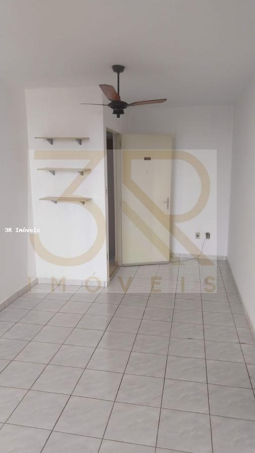 Apartamento para alugar com 2 quartos, 57m² - Foto 4