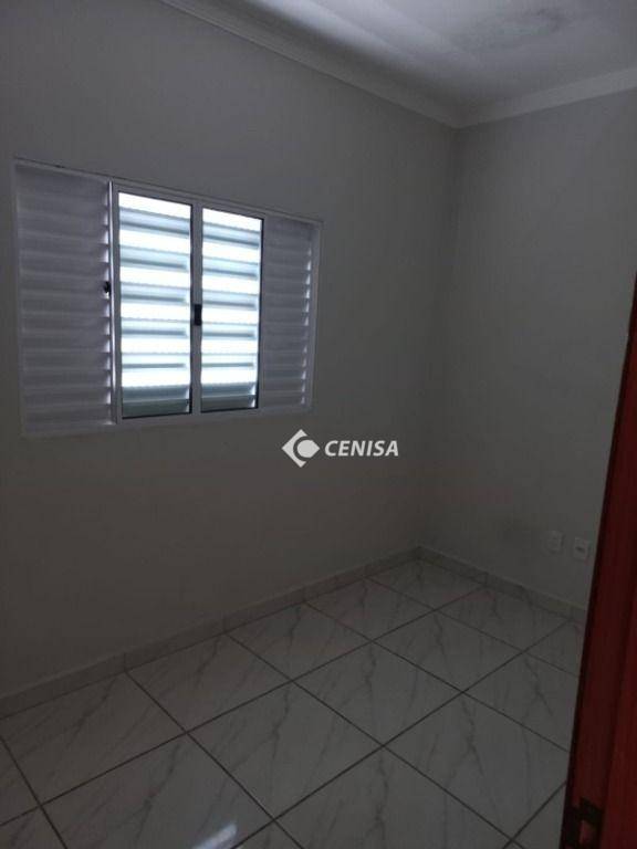 Casa à venda com 2 quartos, 70m² - Foto 8