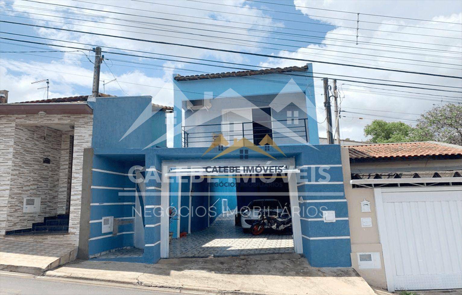 Casa à venda com 3 quartos, 200m² - Foto 1