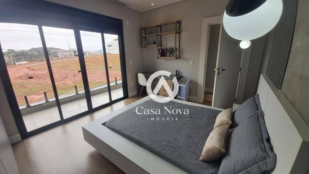 Casa à venda com 3 quartos, 320m² - Foto 19