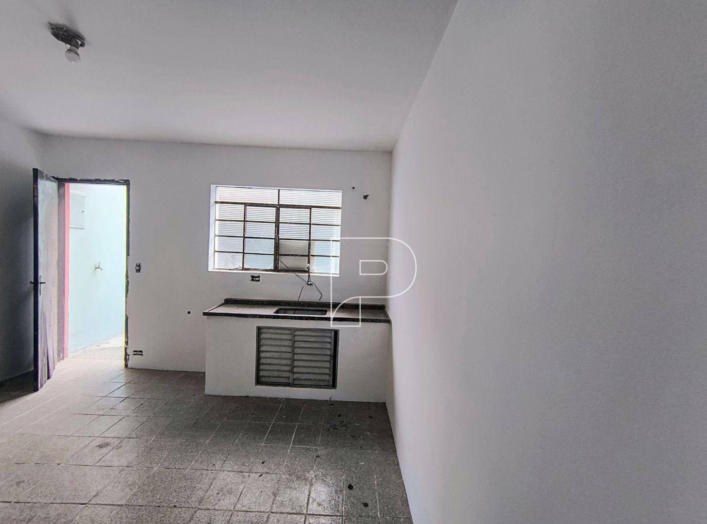 Casa à venda com 2 quartos, 104m² - Foto 11