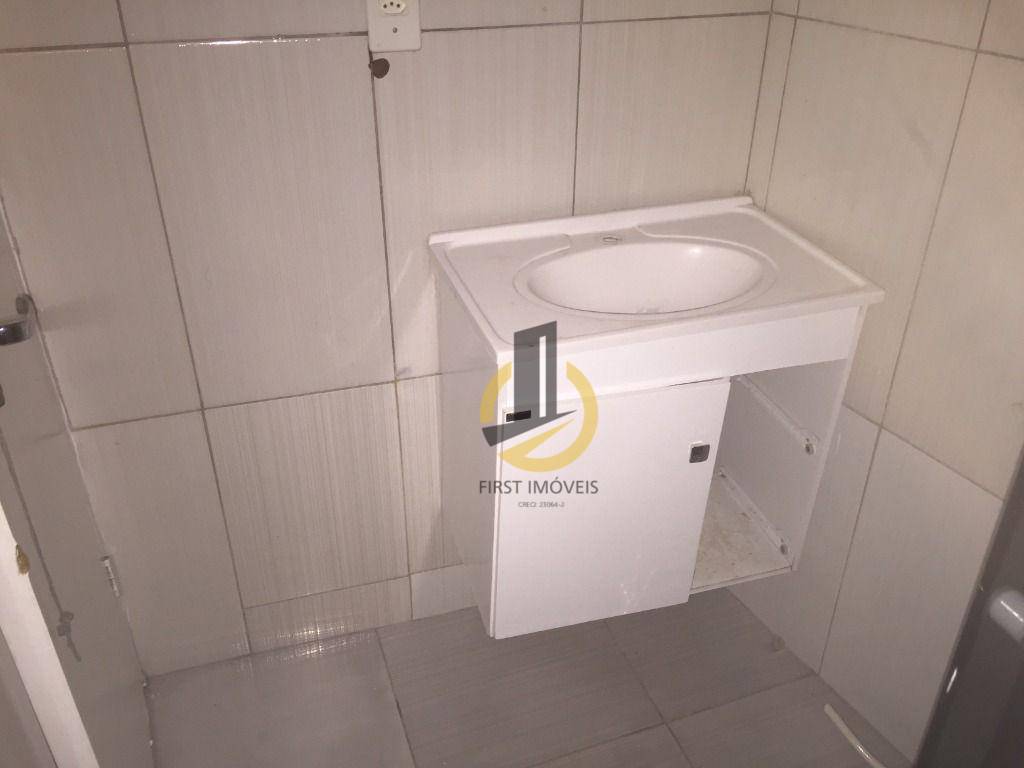 Sobrado à venda com 1 quarto, 800m² - Foto 12