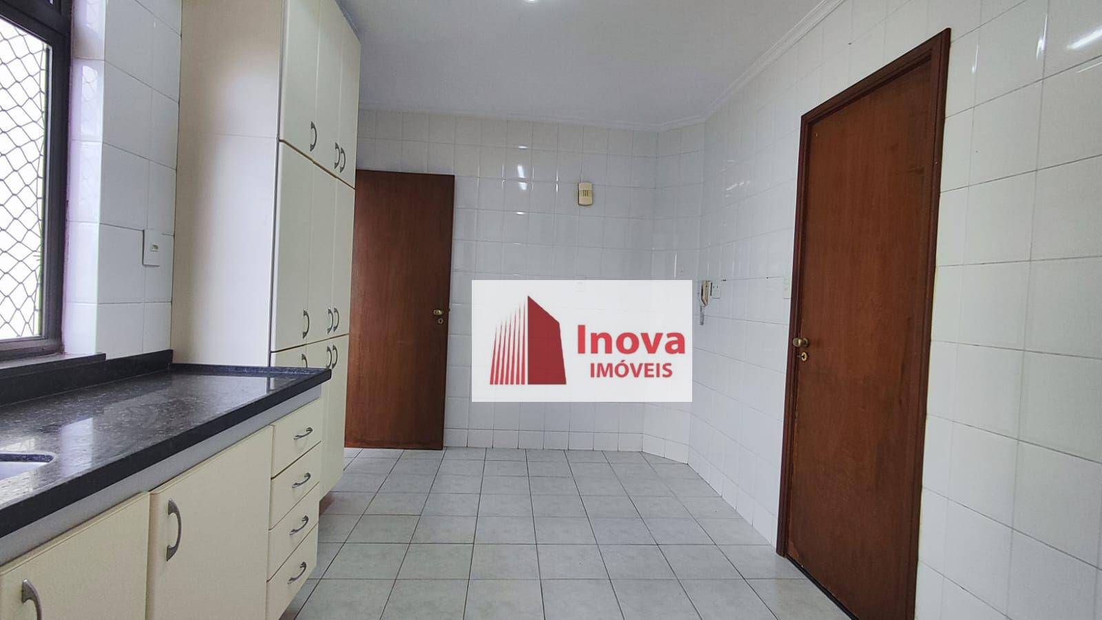 Apartamento à venda com 3 quartos, 125m² - Foto 26