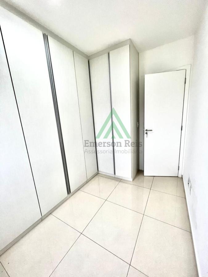 Apartamento à venda com 2 quartos, 66m² - Foto 15