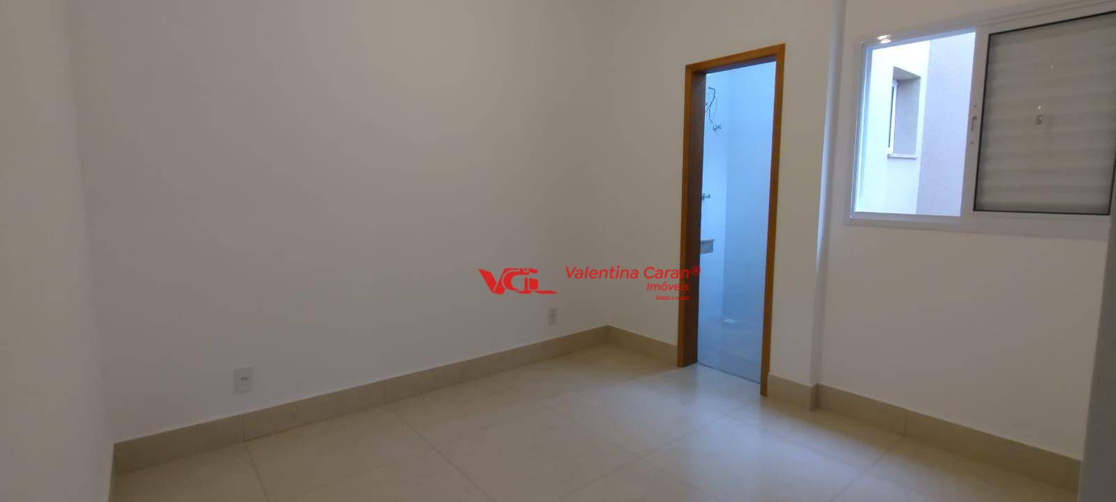 Casa à venda com 2 quartos, 68m² - Foto 10