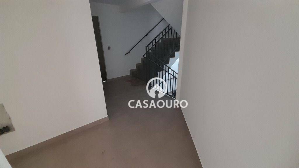 Apartamento à venda com 2 quartos, 61m² - Foto 9