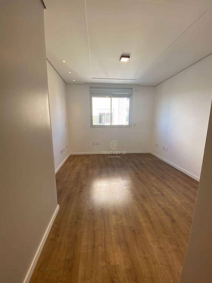 Apartamento à venda com 3 quartos, 151m² - Foto 25