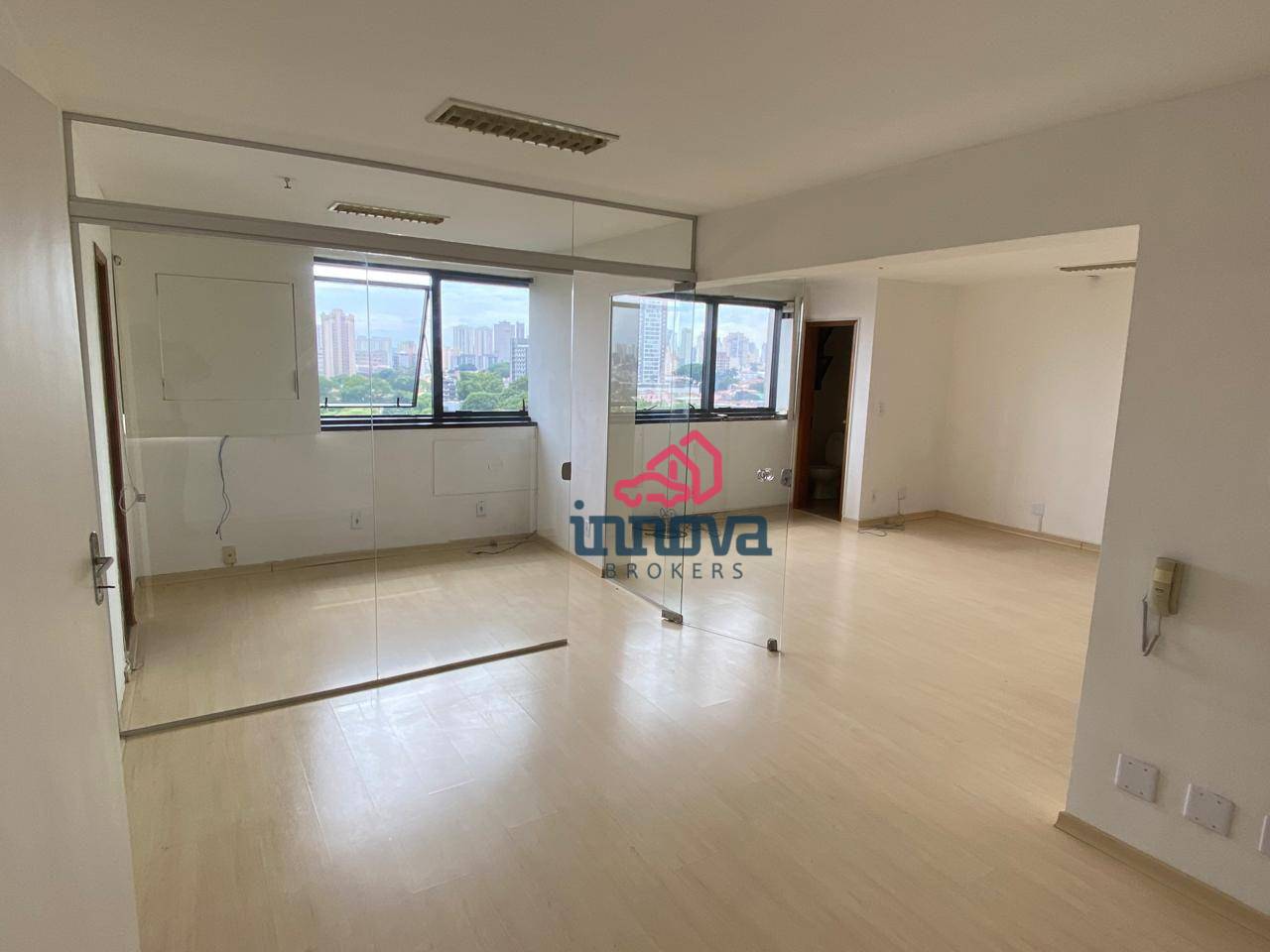 Conjunto Comercial-Sala para alugar, 64m² - Foto 2