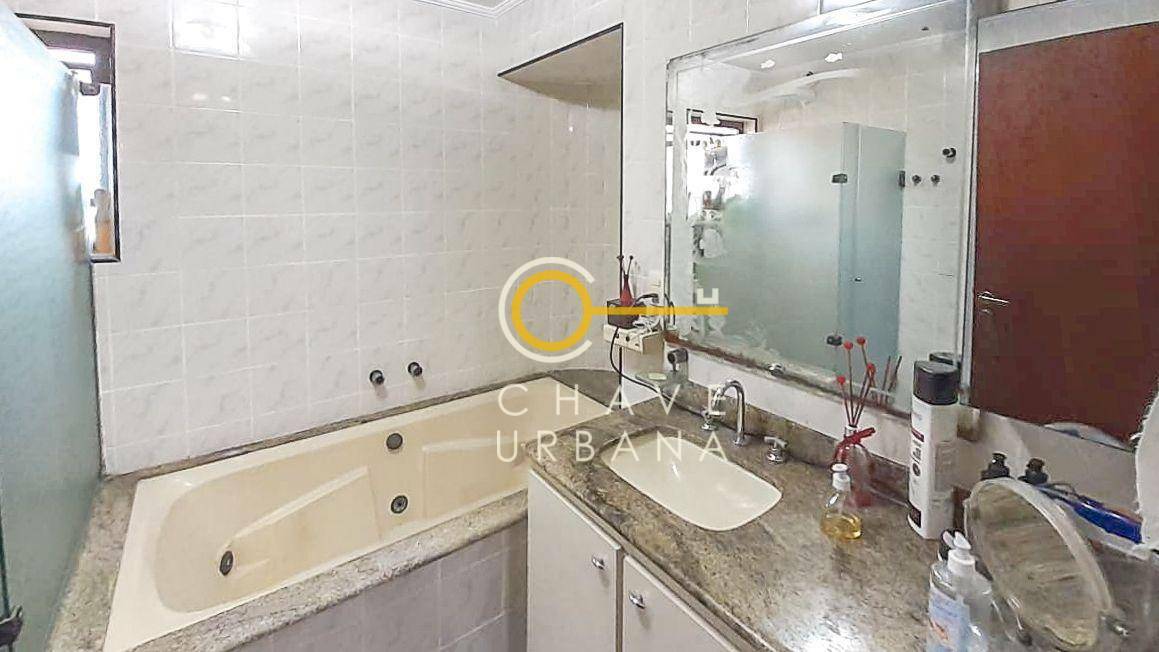 Apartamento à venda com 3 quartos, 187m² - Foto 13