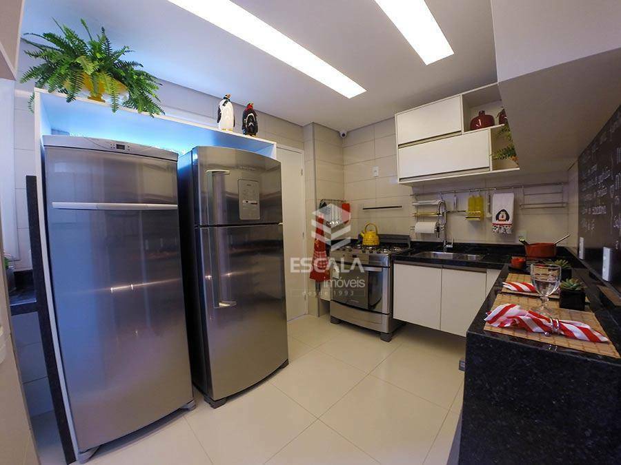 Apartamento à venda com 3 quartos, 155m² - Foto 8