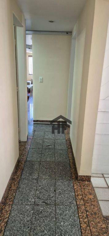 Apartamento à venda com 3 quartos, 105m² - Foto 8