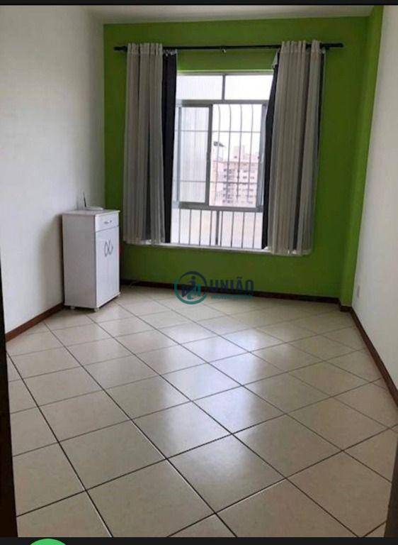 Apartamento à venda com 2 quartos, 70m² - Foto 22