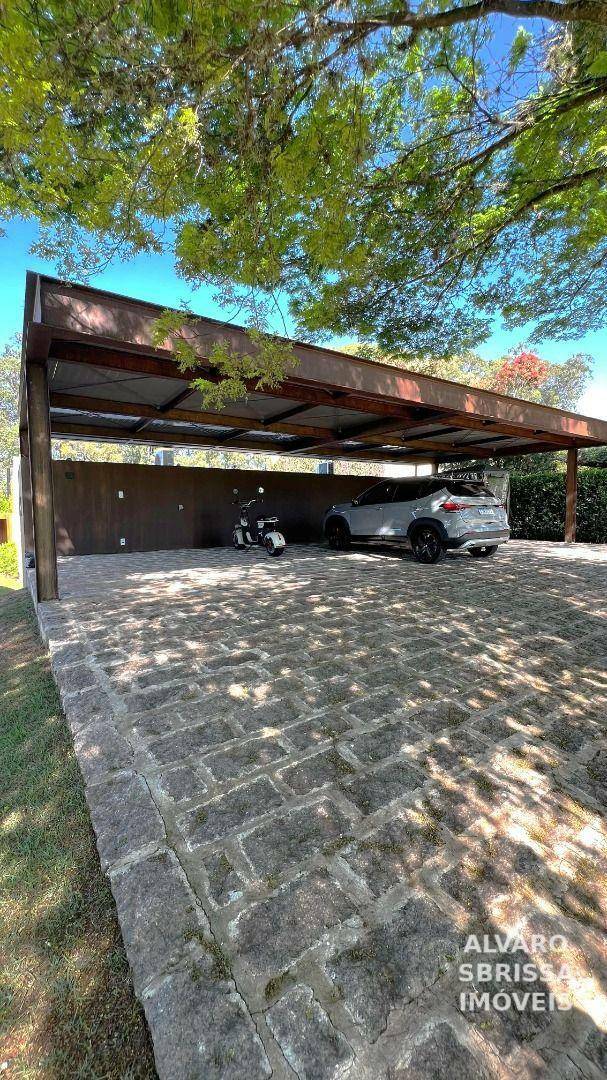 Casa de Condomínio à venda com 4 quartos, 340m² - Foto 2