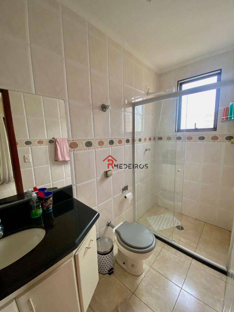 Apartamento à venda com 2 quartos, 82m² - Foto 13