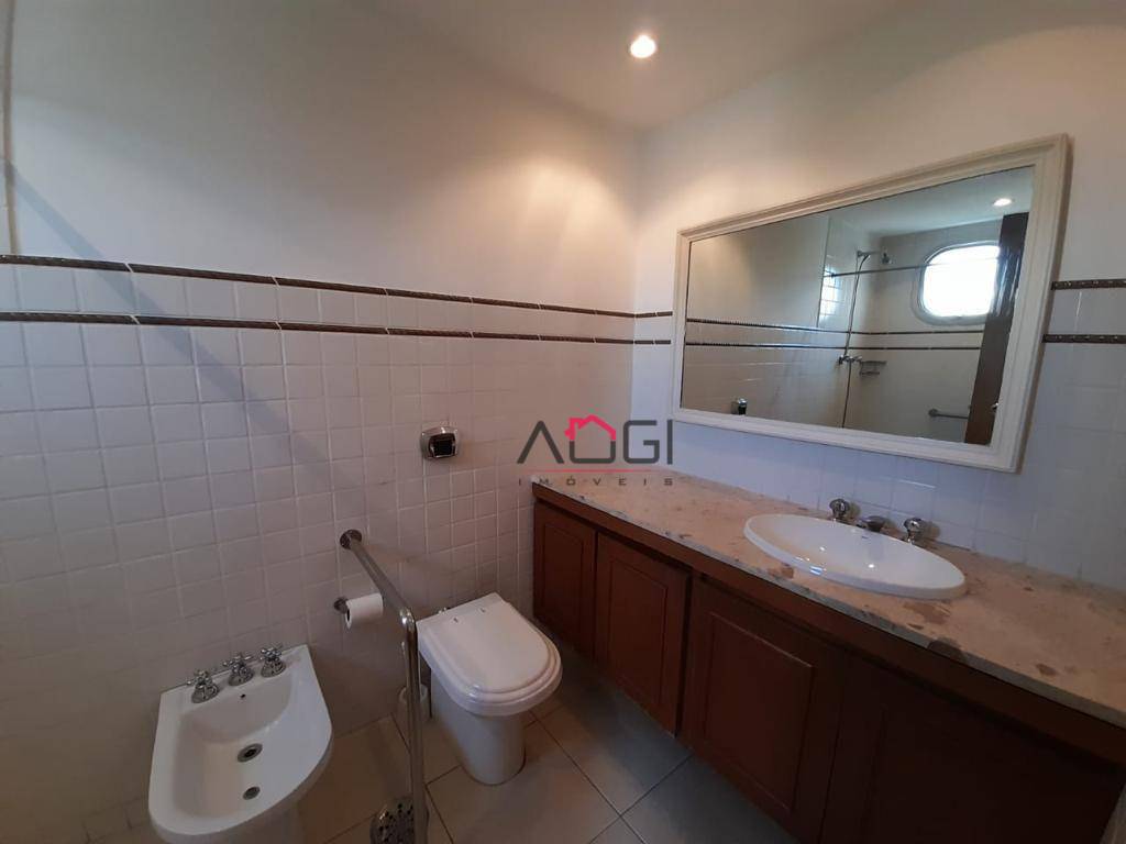 Apartamento para alugar com 3 quartos, 128m² - Foto 12