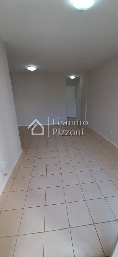 Apartamento à venda com 3 quartos, 79m² - Foto 11