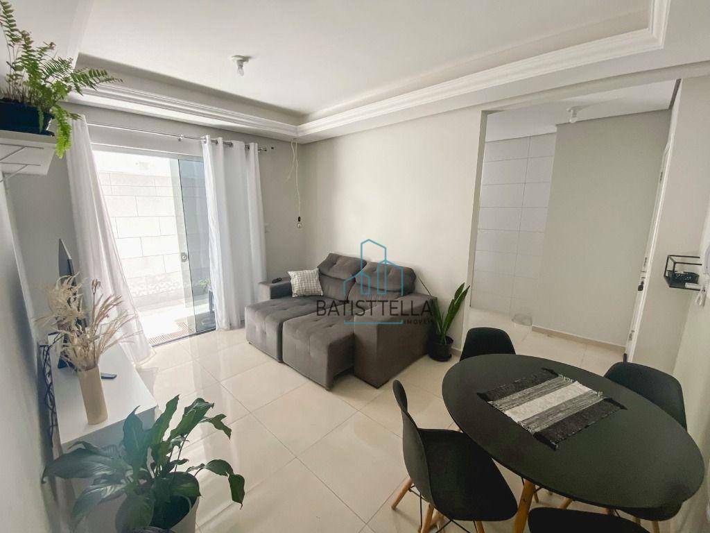 Apartamento à venda com 2 quartos, 77m² - Foto 3