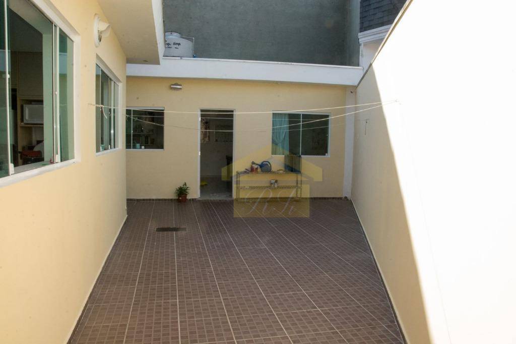 Casa à venda com 3 quartos, 195m² - Foto 25