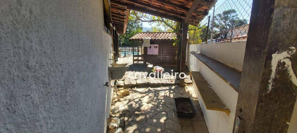 Casa à venda com 4 quartos, 190m² - Foto 12