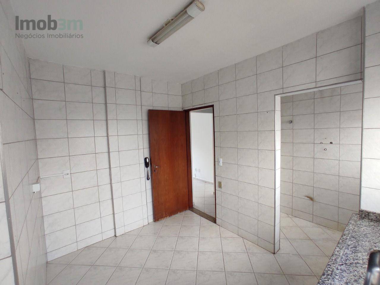 Apartamento à venda com 2 quartos, 65m² - Foto 13