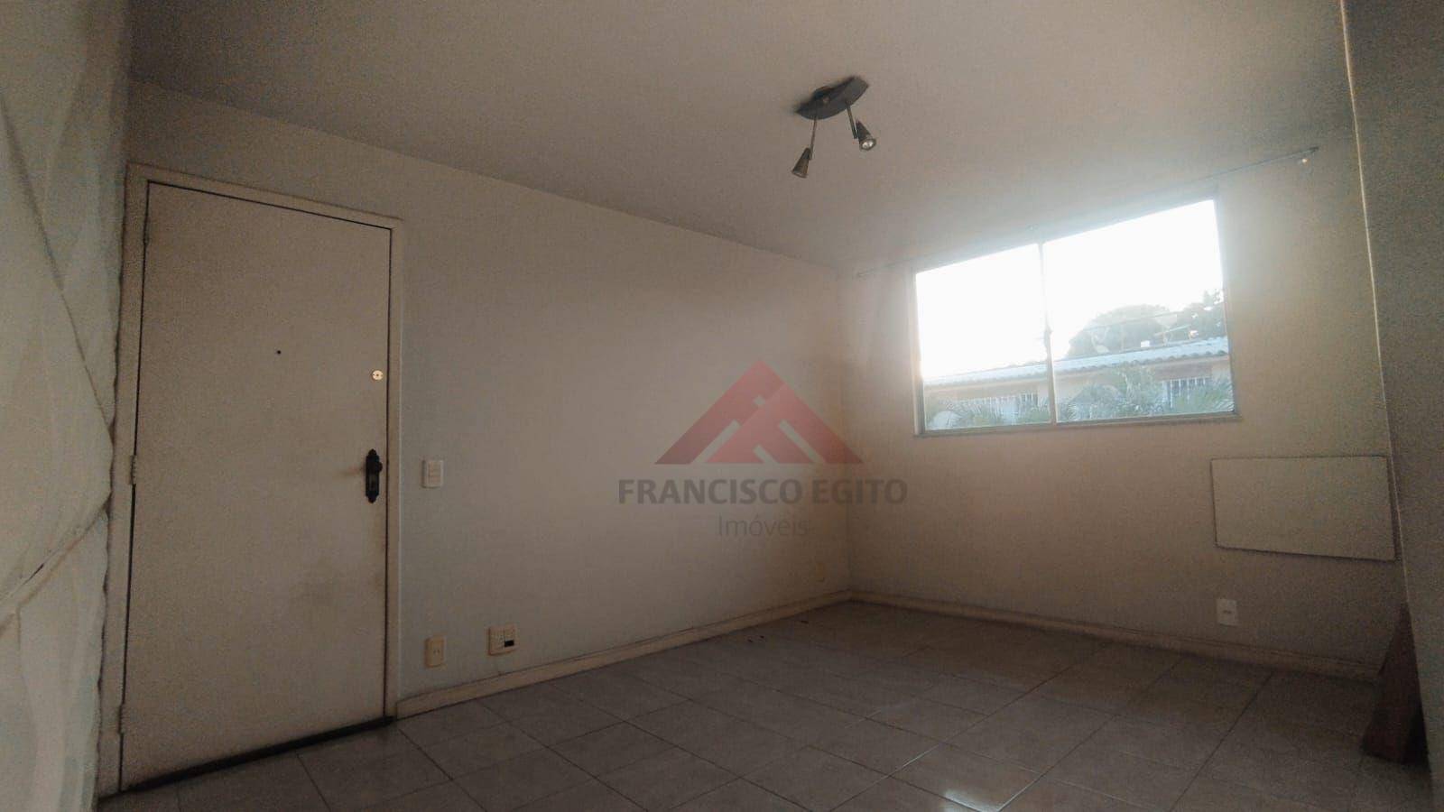 Apartamento à venda com 2 quartos, 39m² - Foto 4