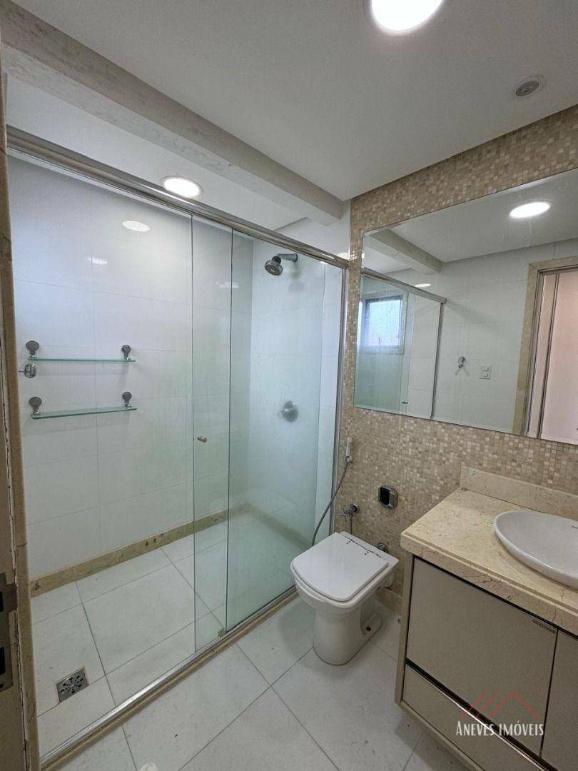 Apartamento à venda com 4 quartos, 200m² - Foto 15