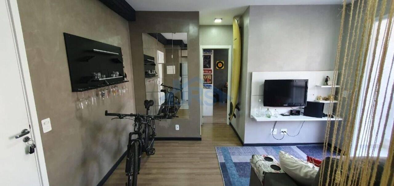 Apartamento à venda com 2 quartos, 43m² - Foto 7