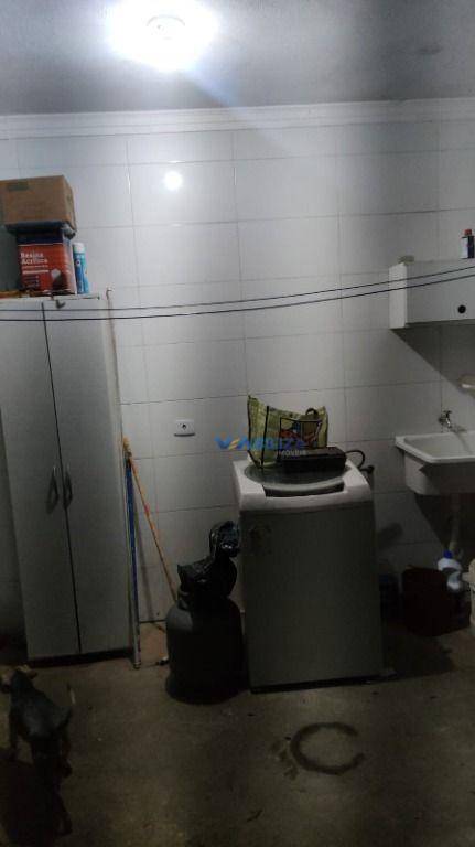 Sobrado à venda com 2 quartos, 70m² - Foto 1