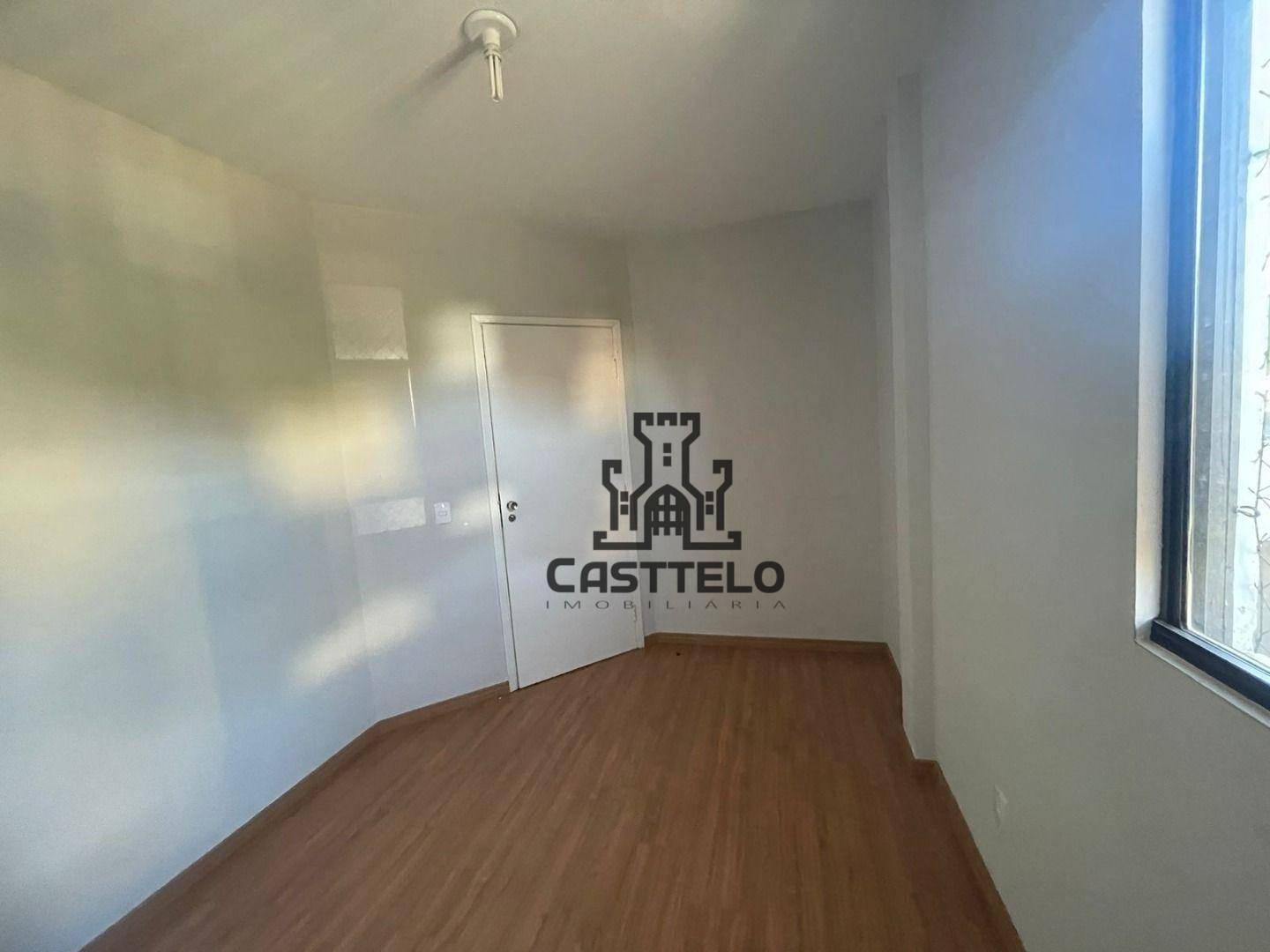 Apartamento à venda com 2 quartos, 64m² - Foto 8