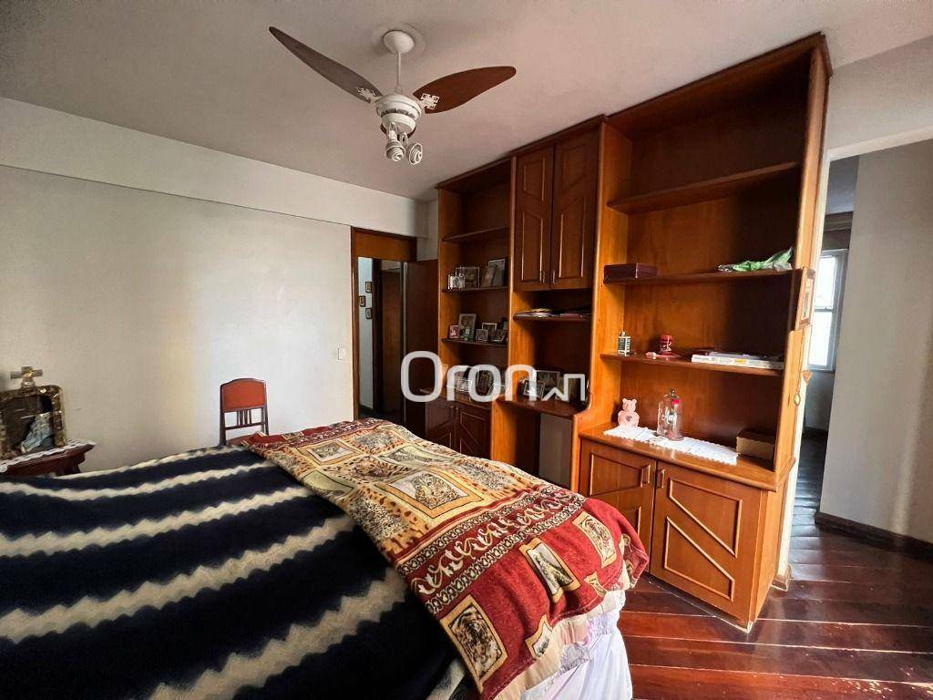 Apartamento à venda com 4 quartos, 214m² - Foto 8