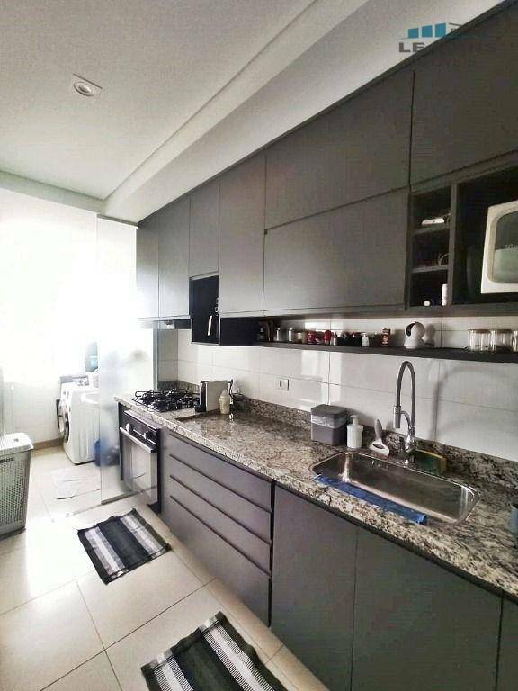 Apartamento para alugar com 3 quartos, 86m² - Foto 6